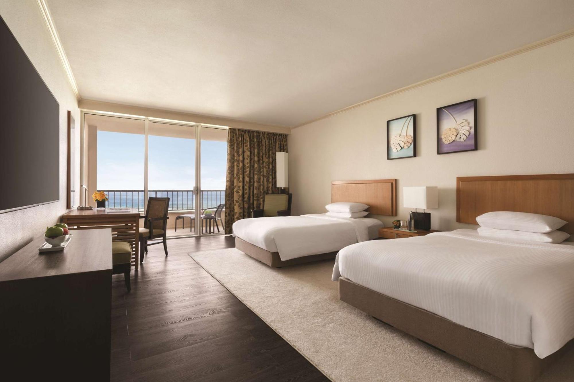 Отель Hyatt Regency Guam Тумон Экстерьер фото