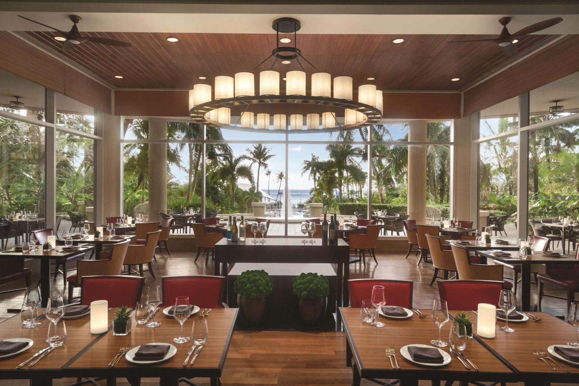 Отель Hyatt Regency Guam Тумон Экстерьер фото