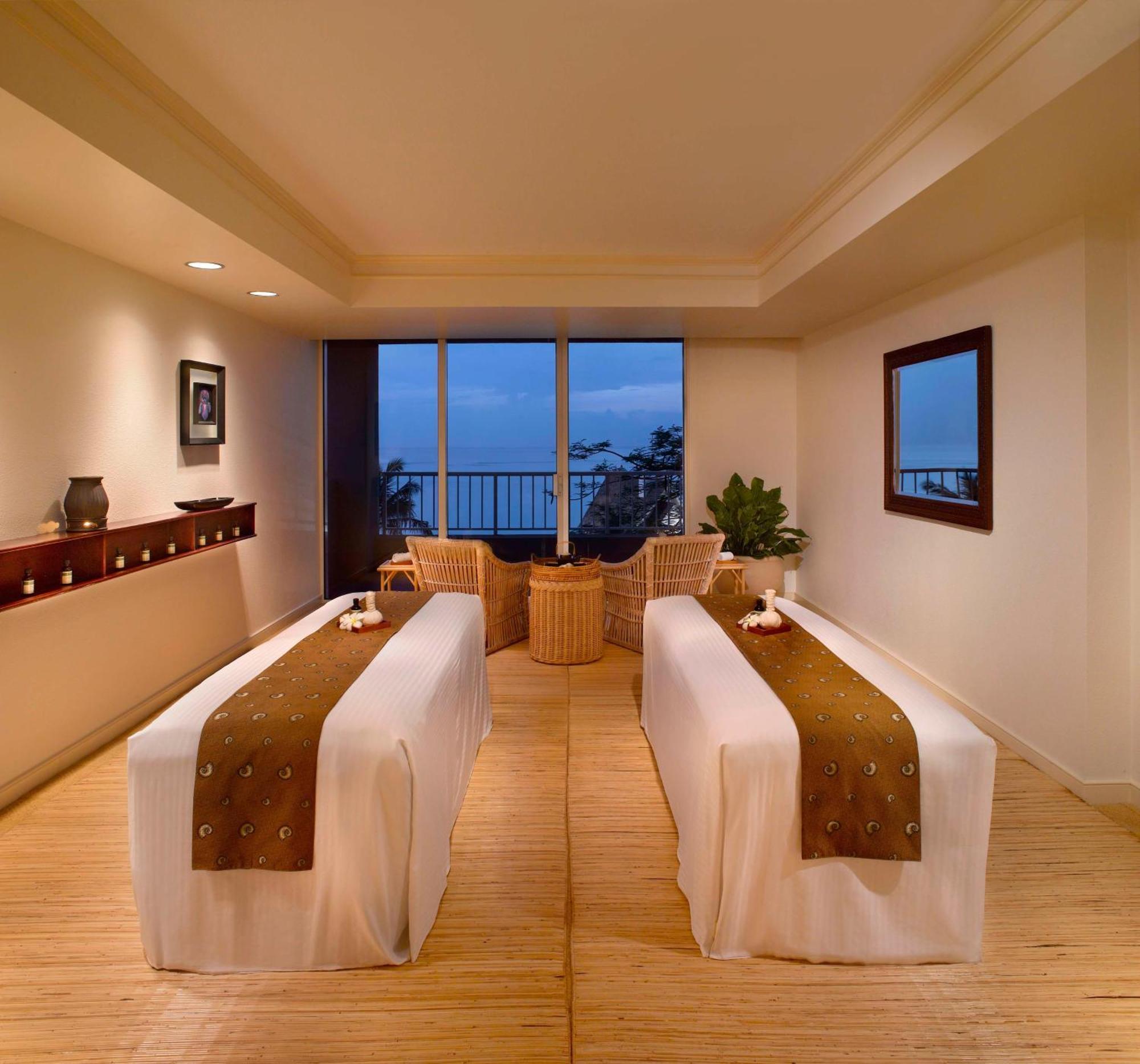 Отель Hyatt Regency Guam Тумон Экстерьер фото