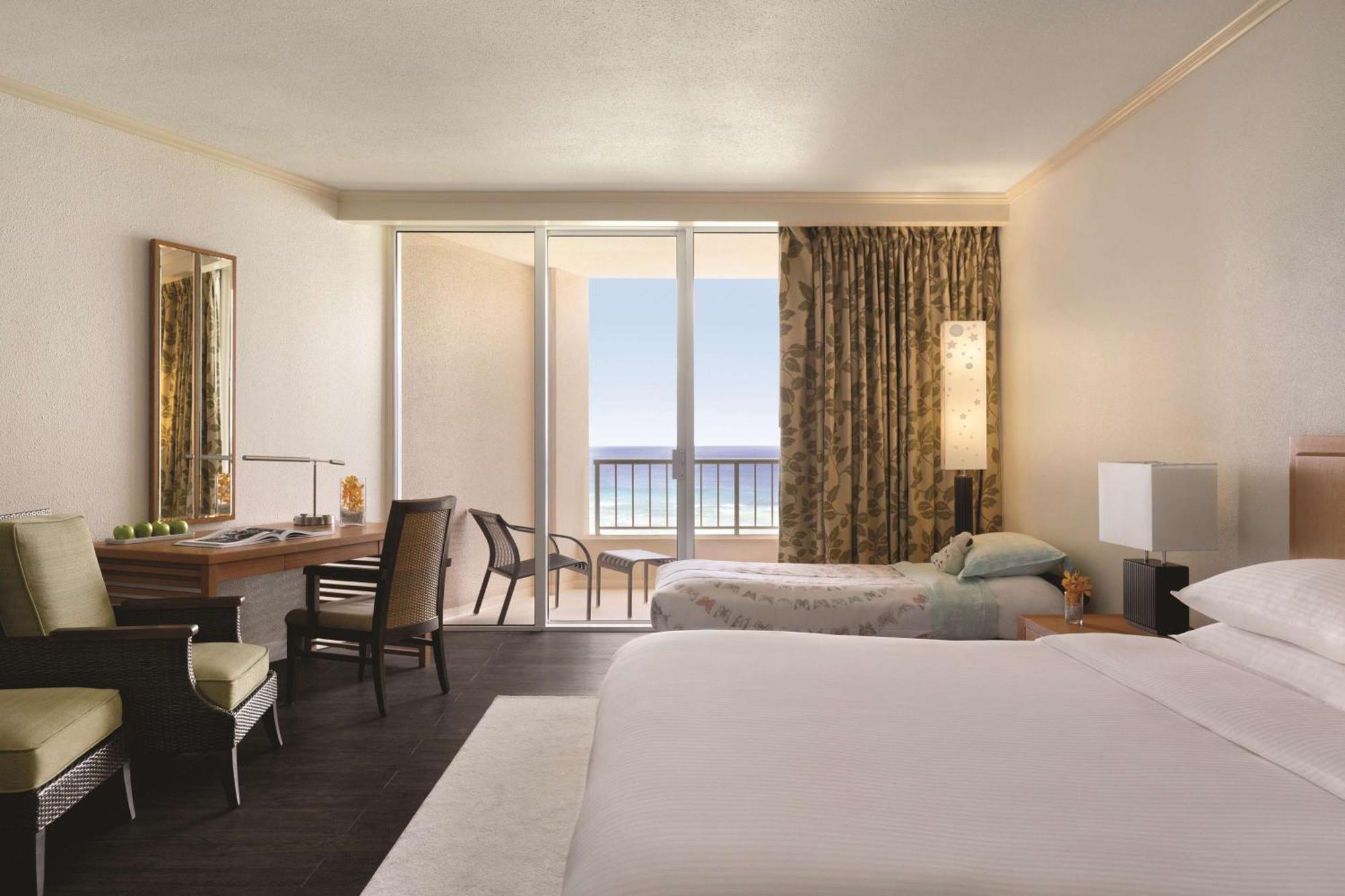 Отель Hyatt Regency Guam Тумон Экстерьер фото